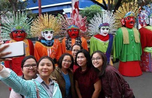 Tradisi Unik Orang Jakarta